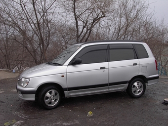 2001 Daihatsu Pyzar