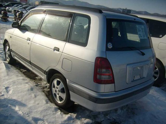 2001 Daihatsu Pyzar