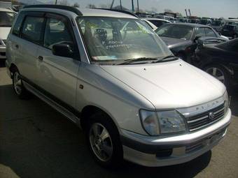 2001 Daihatsu Pyzar For Sale