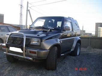 1990 Daihatsu Rocky Photos