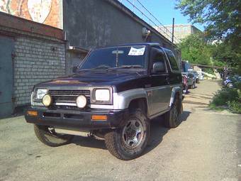 1991 Daihatsu Rocky Photos