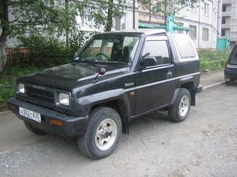 1992 Daihatsu Rocky Wallpapers