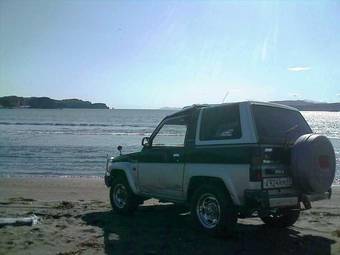 1993 Daihatsu Rocky Photos