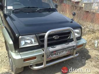 1994 Daihatsu Rocky Photos