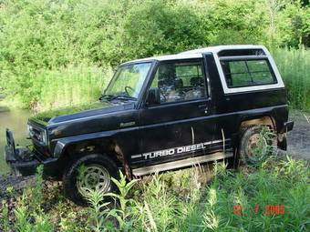 1988 Daihatsu Rugger Photos