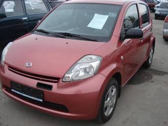 2005 Daihatsu Sirion Pictures