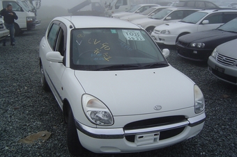 1998 Daihatsu Storia