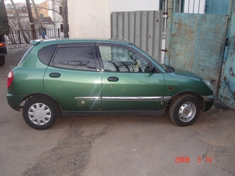 Daihatsu storia 1998