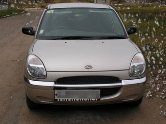 1998 Daihatsu Storia