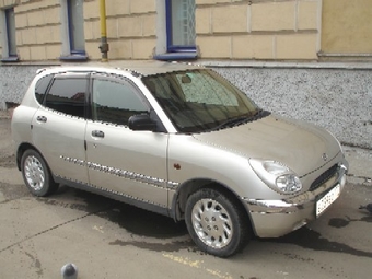 1998 Daihatsu Storia