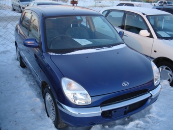 1998 Daihatsu Storia