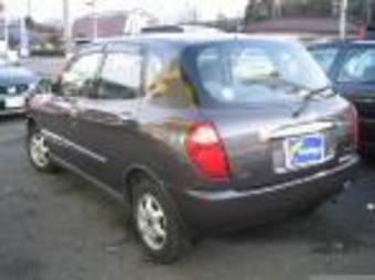 1998 Daihatsu Storia Pictures