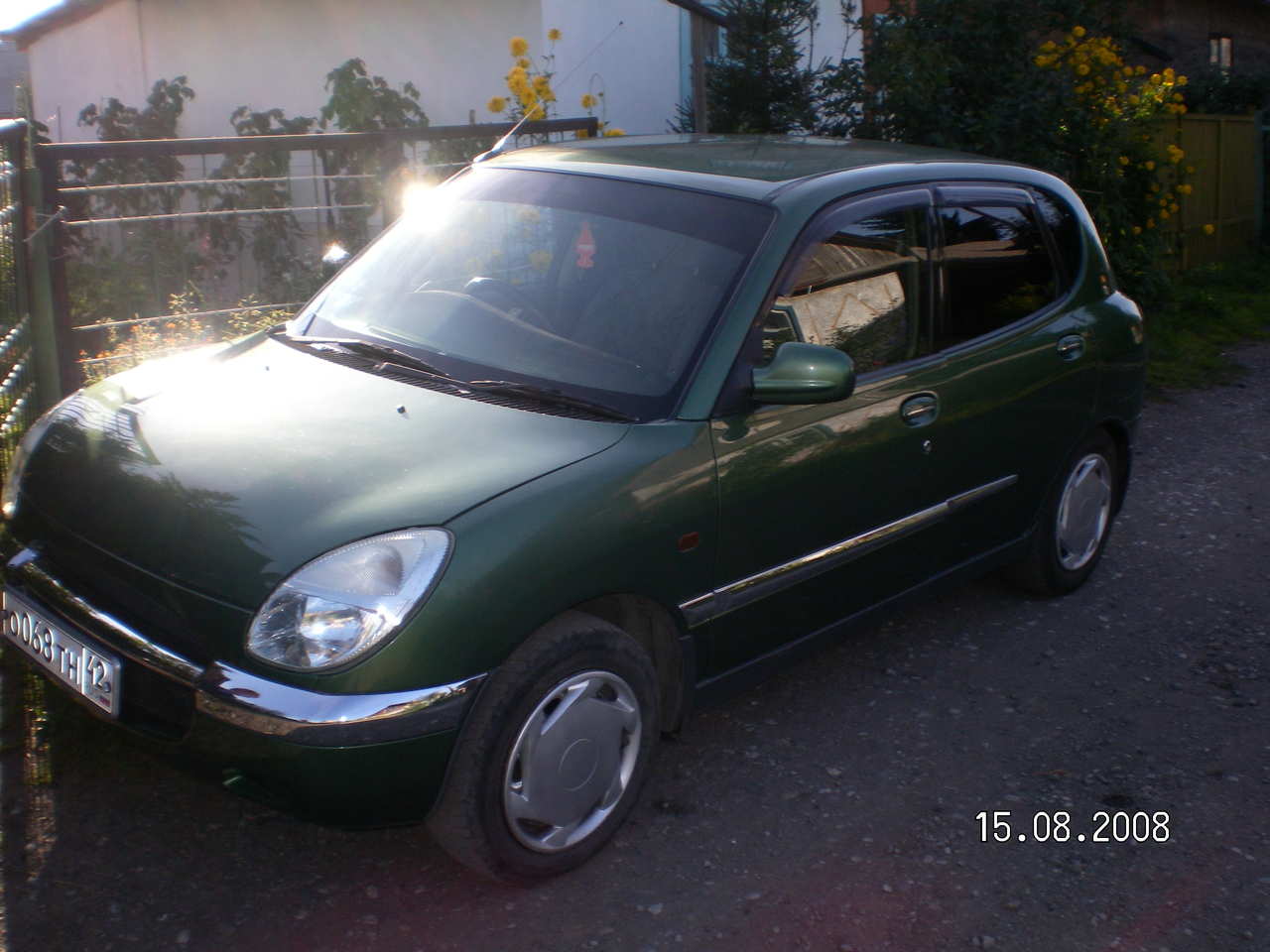 1998 Daihatsu Storia