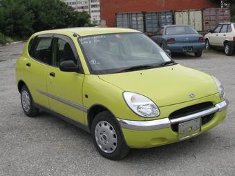 1999 Daihatsu Storia