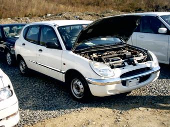 1999 Daihatsu Storia