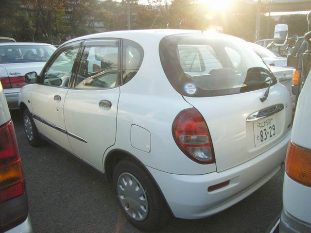 2001 Daihatsu Storia For Sale