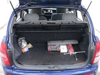 2001 Daihatsu Storia Pictures
