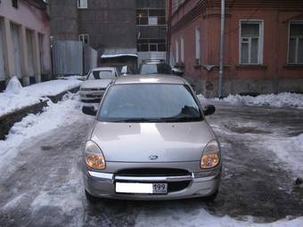 2001 Daihatsu Storia Wallpapers