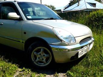 2001 Daihatsu Storia Wallpapers