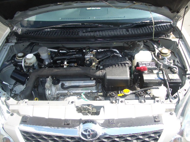 2002 Daihatsu Storia