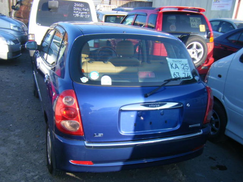 2002 Daihatsu Storia