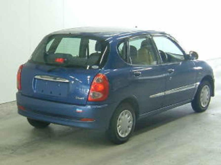 2002 Daihatsu Storia Pictures
