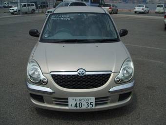 2003 Daihatsu Storia Pictures