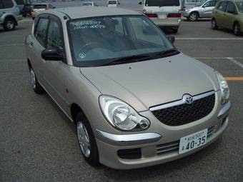 2003 Daihatsu Storia Pictures