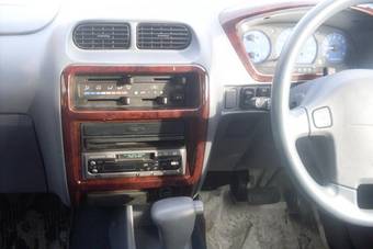 1998 Daihatsu Terios Photos