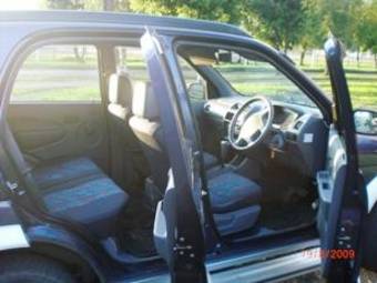 1998 Daihatsu Terios Photos