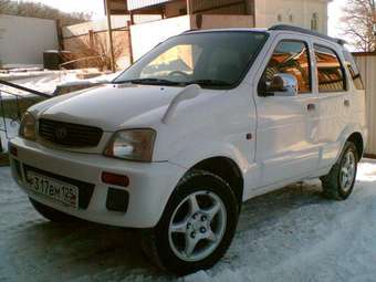 2000 Daihatsu Terios Pictures