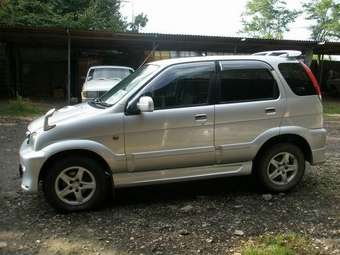 2002 Daihatsu Terios Photos