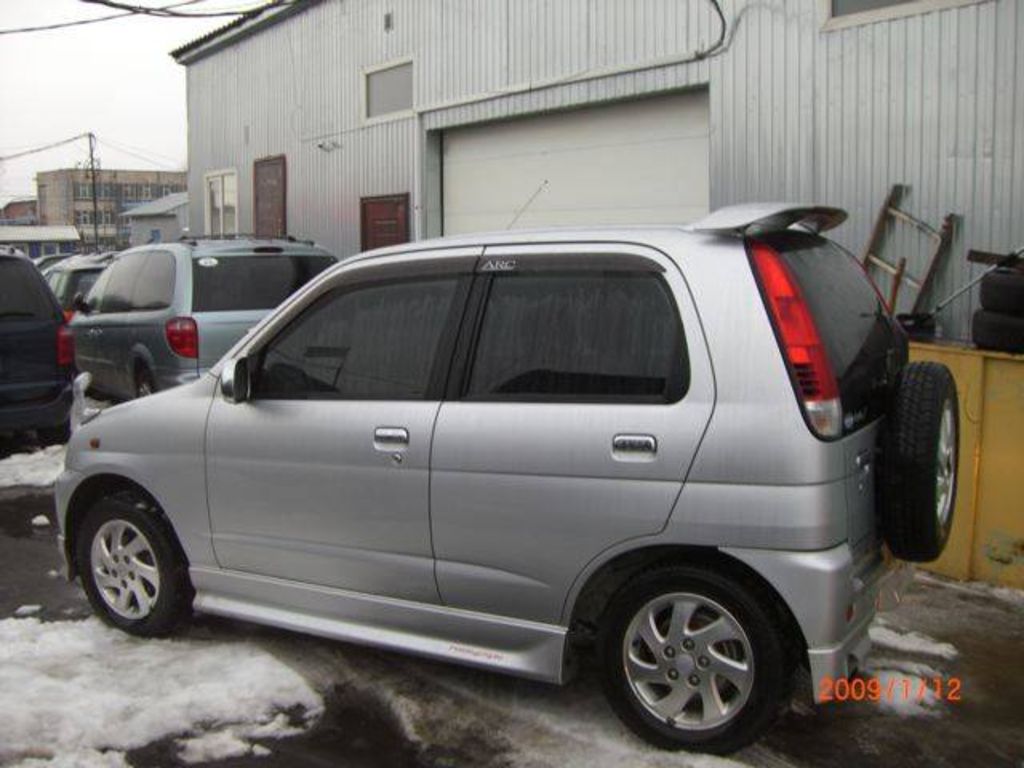 2003 Daihatsu Terios Kid