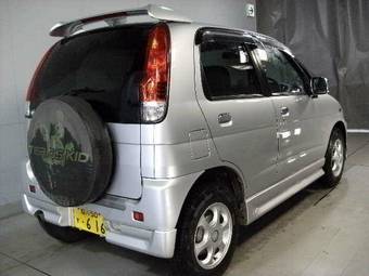 2004 Daihatsu Terios Kid Images