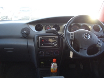 2000 YRV