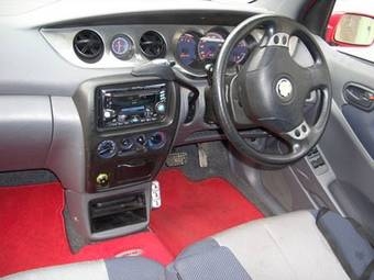 2000 YRV