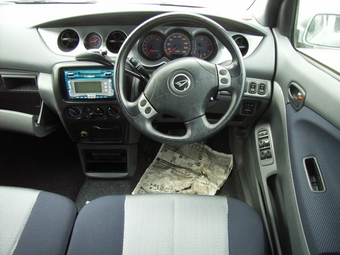 2000 YRV