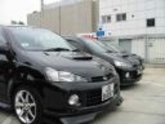 2000 Daihatsu YRV