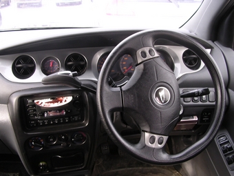 2000 YRV