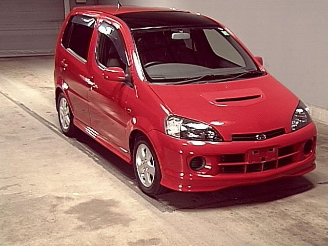 2000 Daihatsu YRV Wallpapers