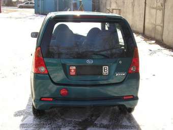 2000 Daihatsu YRV For Sale