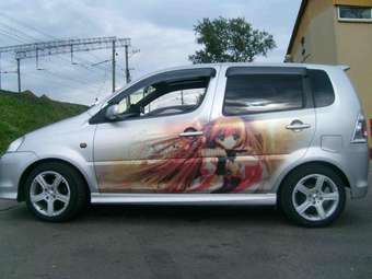 2000 Daihatsu YRV Wallpapers
