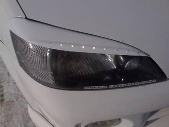 2000 Daihatsu YRV Pictures