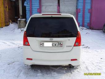 2000 Daihatsu YRV For Sale