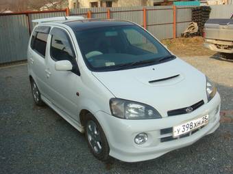 2000 Daihatsu YRV For Sale