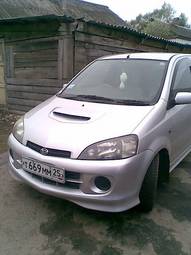 2000 Daihatsu YRV For Sale