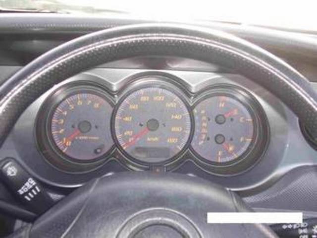 2001 Daihatsu YRV