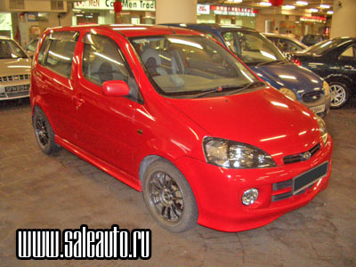 2001 Daihatsu YRV Pics
