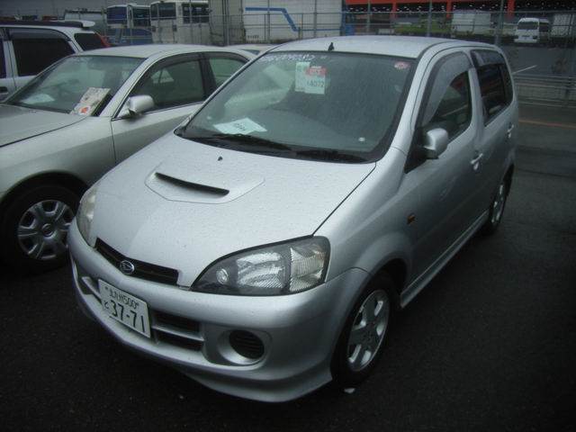 2001 Daihatsu YRV For Sale