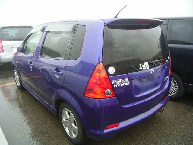 2001 Daihatsu YRV For Sale